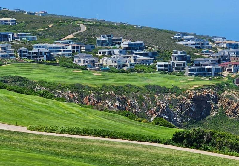 4 Bedroom Property for Sale in Pinnacle Point Golf Estate Western Cape